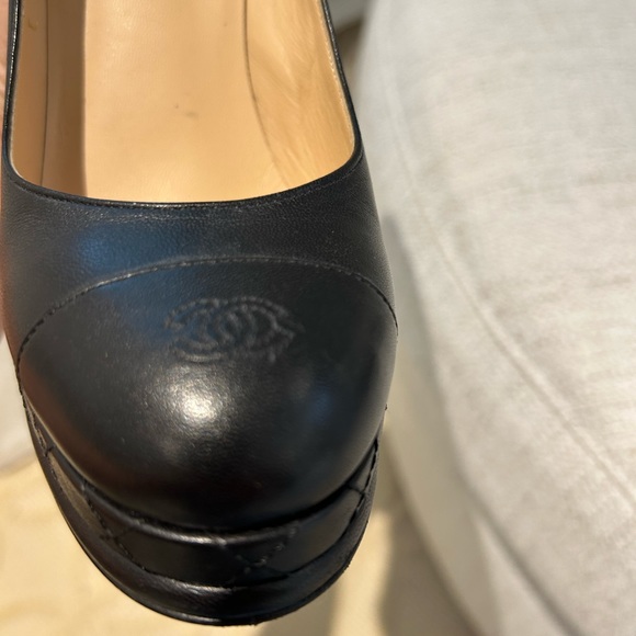 Stunning Chanel Platform Pumps - Picture 12 of 14
